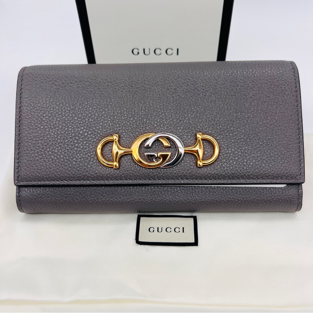 GUCCI Gray Continental Wallet With Gold & Silver Interlocking Logo Hardware